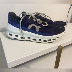 Men’s On Cloudmonsters